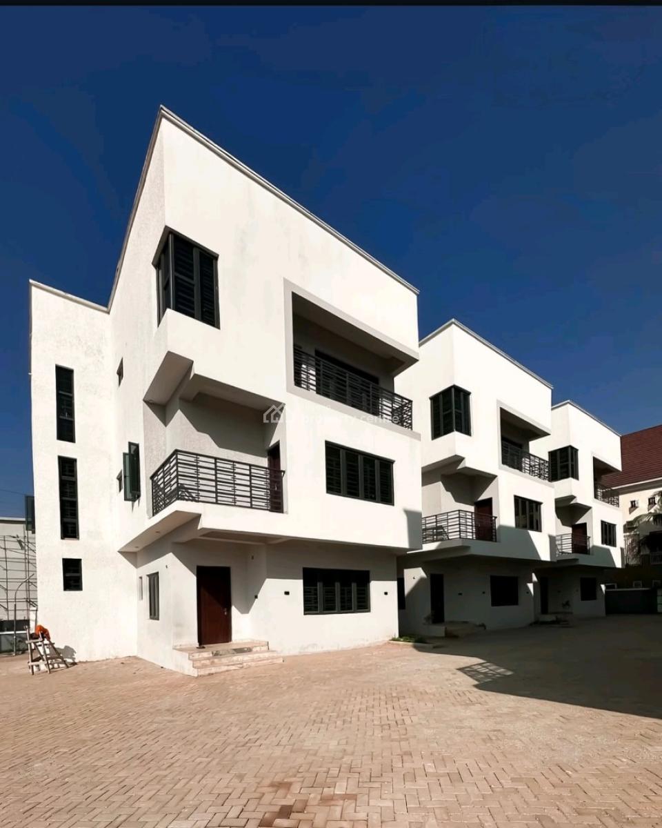 Youre Looking for a Spacious and Well-finished Home in One of Abujas, Life Camp, Abuja, House for Sale