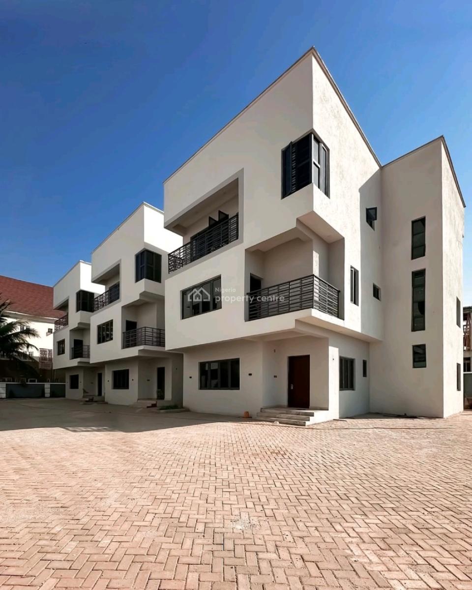 Youre Looking for a Spacious and Well-finished Home in One of Abujas, Life Camp, Abuja, House for Sale