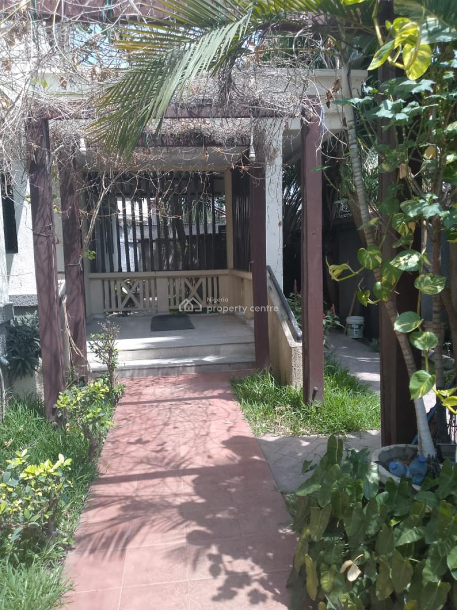 7 Bedroom Fully Detached House with 2 Rooms B.q and Swimming Pool., Ikeja Gra, Ikeja, Lagos, Detached Duplex for Rent