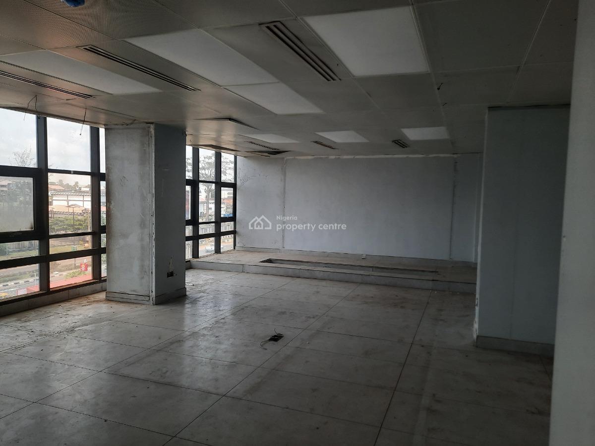 Approximately 350sqm Open Plan Offcie Space with Conveniences + Lift, Along Mobolaji Bank Anthony Way, Ikeja Gra, Ikeja, Lagos, Office Space for Rent