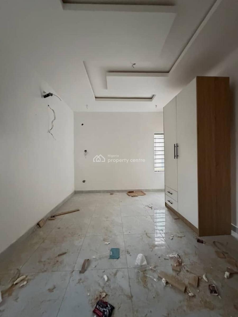 Beautiful 3 Bedroom Penthouse in Serene Estate, Maryland, Lagos, Block of Flats for Sale