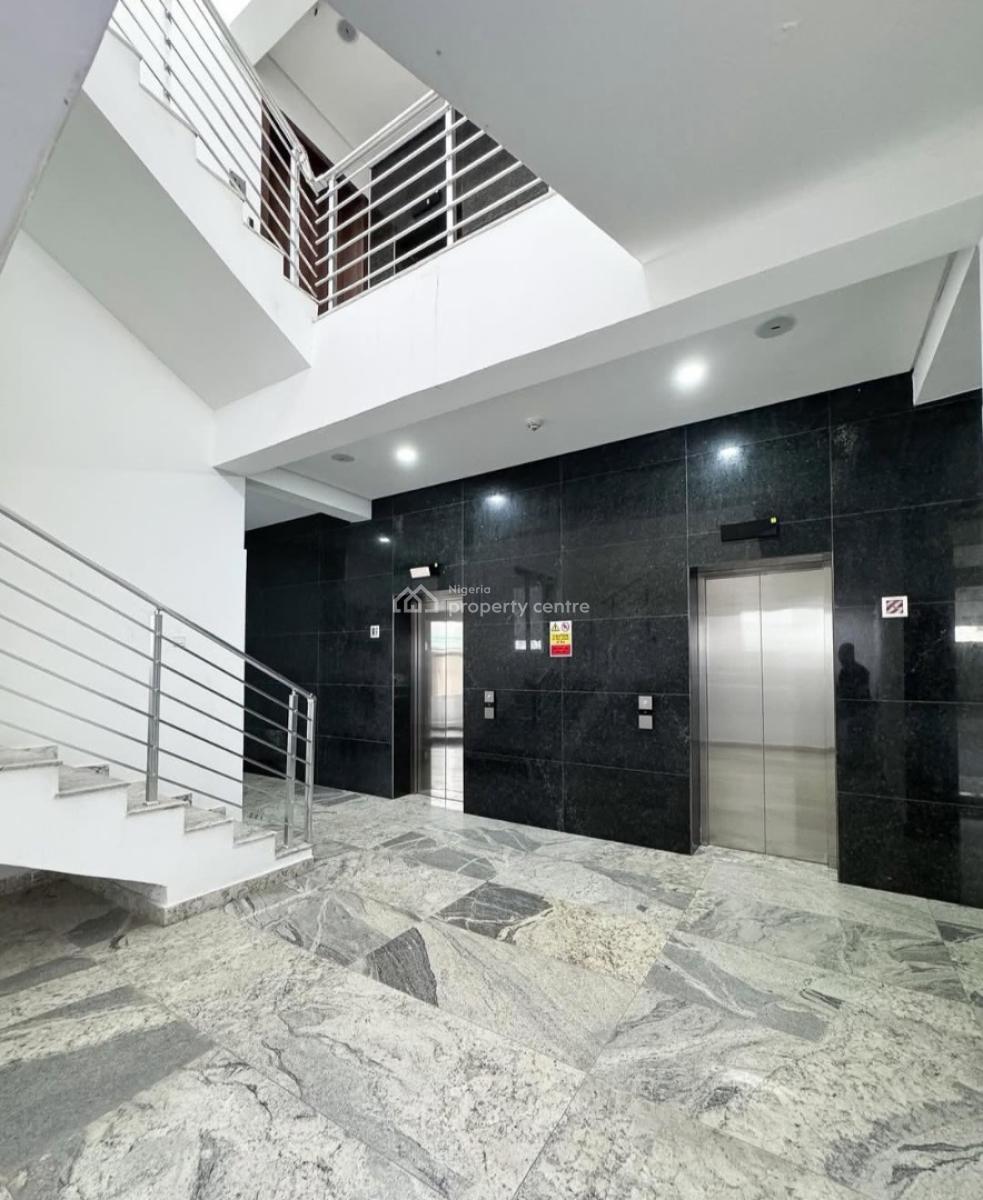 324/7 Power Supply 3 Bedroom En-suite Flat with Fully Fitted Kitchen/p, Lekki Phase 1, Lekki, Lagos, Flat / Apartment for Rent