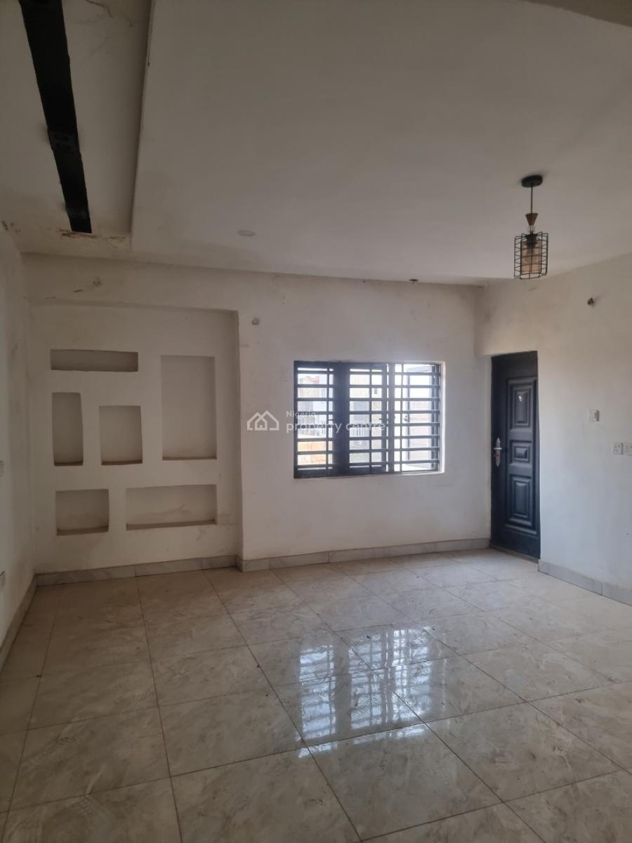 Solidly Built 5 Bedroom Detach Duplex, Estate Along Von Road, Lugbe District, Abuja, Detached Duplex for Sale