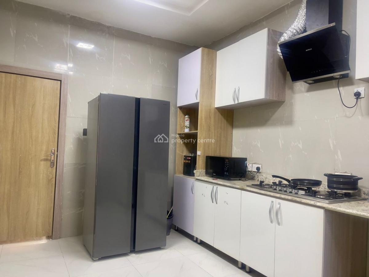 Nicely Furnished 2 Bedroom Apartment, Ikota, Lekki, Lagos, Flat / Apartment Short Let