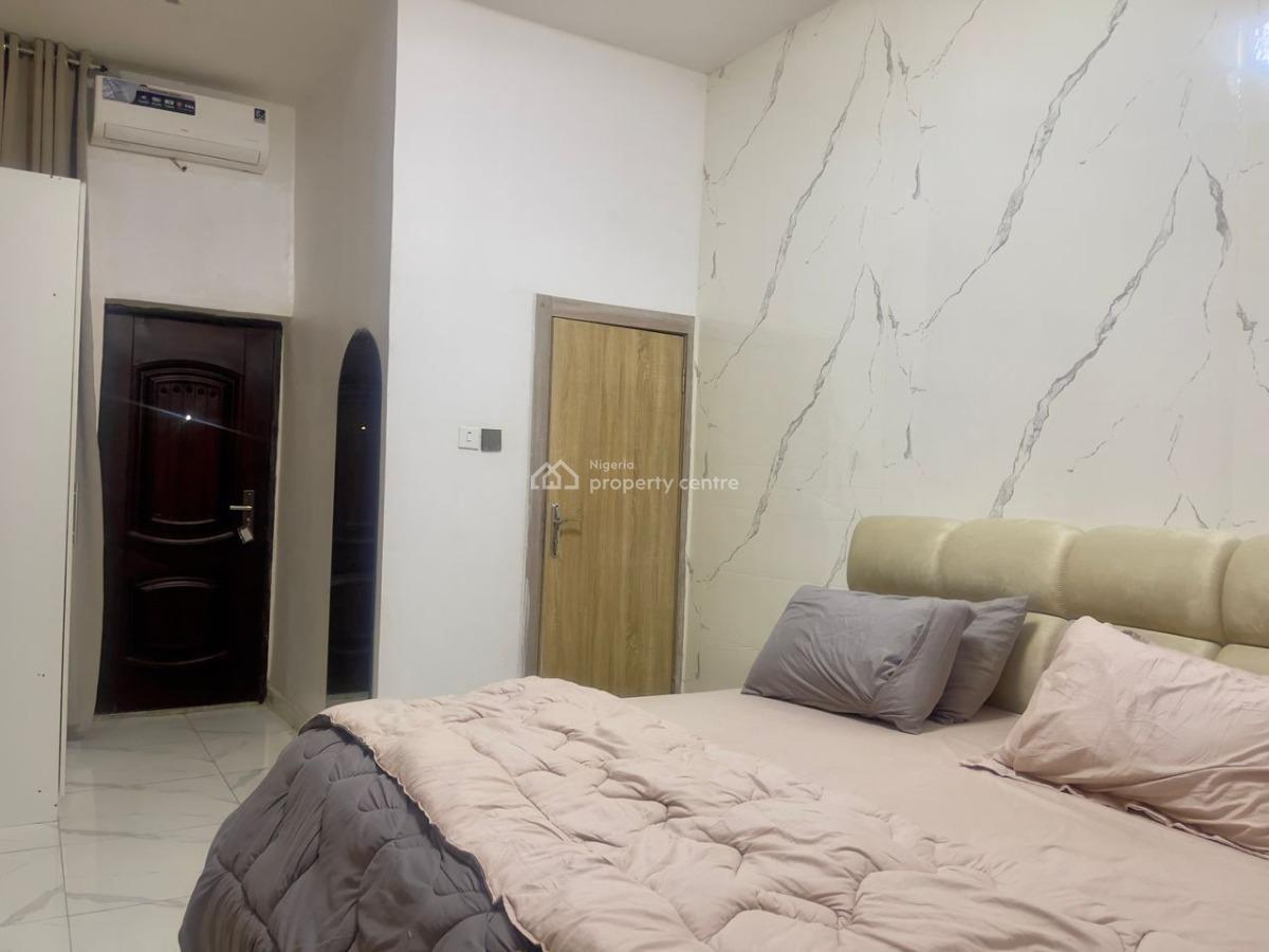 Nicely Furnished 2 Bedroom Apartment, Ikota, Lekki, Lagos, Flat / Apartment Short Let