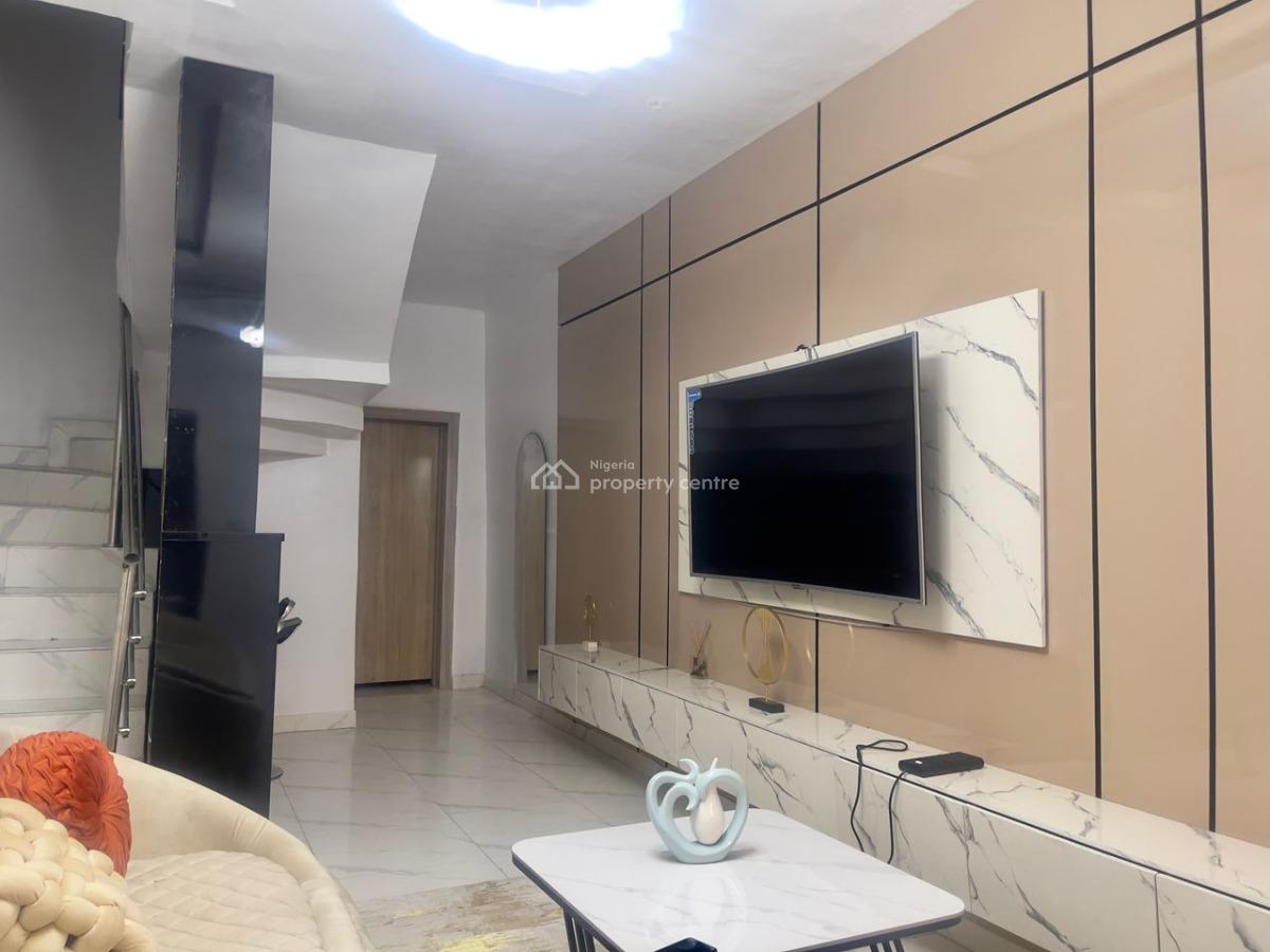 Nicely Furnished 2 Bedroom Apartment, Ikota, Lekki, Lagos, Flat / Apartment Short Let