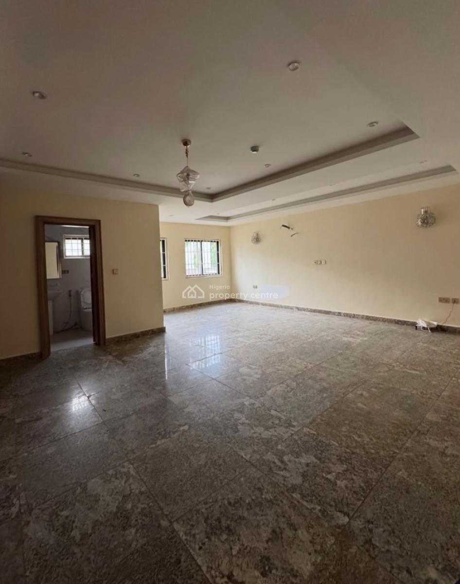 Serviced 3 Bedrooms Apartment Available with a Bq, Asokoro, Asokoro District, Abuja, Flat / Apartment for Rent