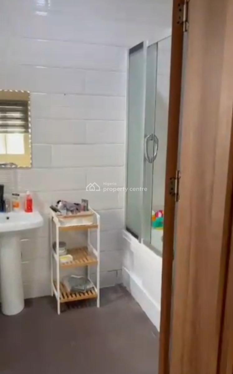 Distrees 3 Bedrooms with Bq, Ikoyi, Lagos, House for Sale