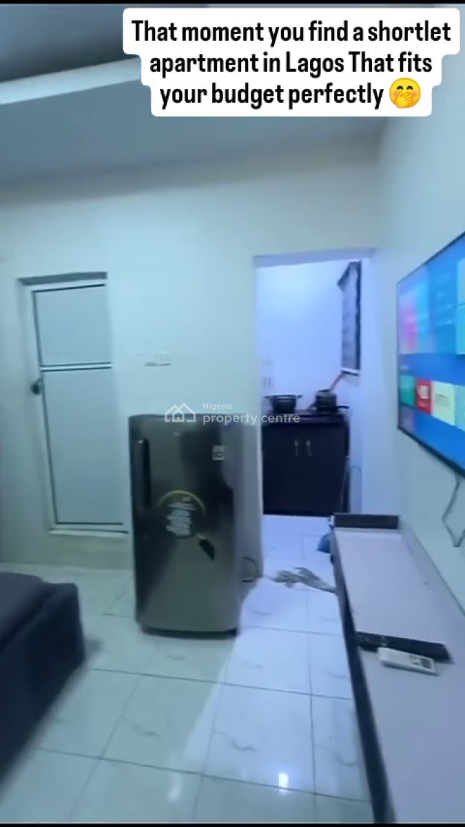 Nicely Furnished Studio Apartment, Onike, Yaba, Lagos, Flat / Apartment Short Let