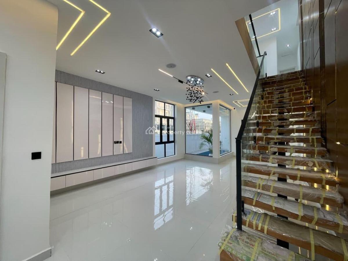 5 Bedroom Fully Detached House in Lekki, Ikota, Lekki, Lagos, Detached Duplex for Sale
