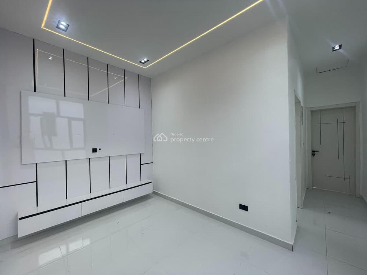 5 Bedroom Fully Detached House in Lekki, Ikota, Lekki, Lagos, Detached Duplex for Sale