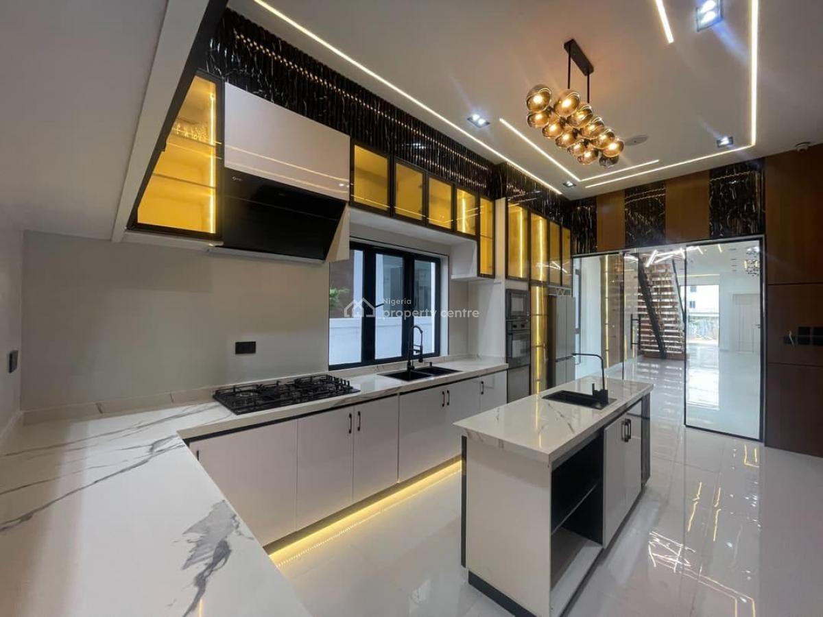 5 Bedroom Fully Detached House in Lekki, Ikota, Lekki, Lagos, Detached Duplex for Sale