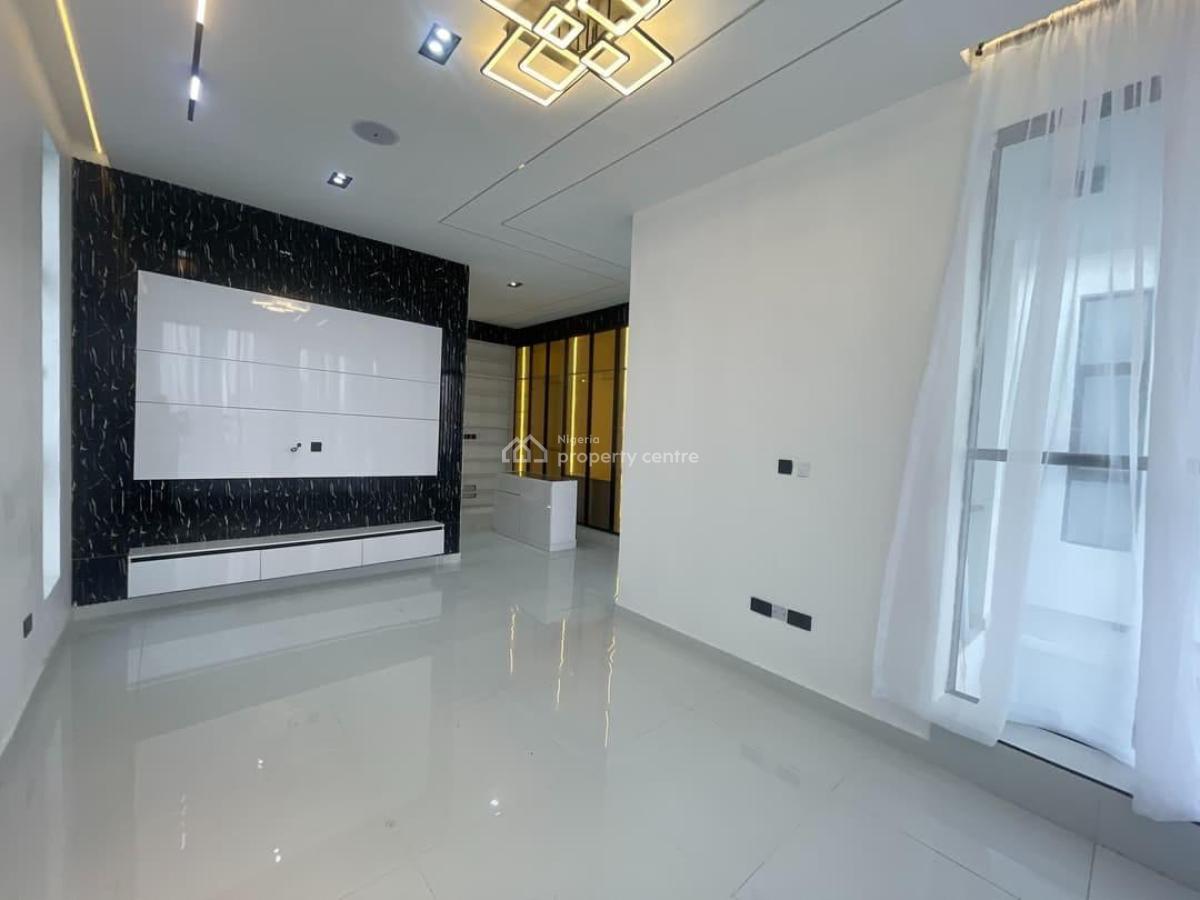 5 Bedroom Fully Detached House in Lekki, Ikota, Lekki, Lagos, Detached Duplex for Sale