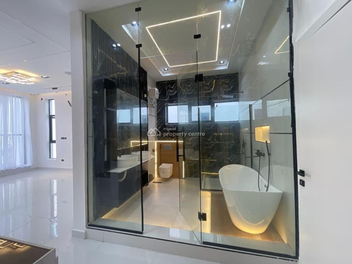 5 Bedroom Fully Detached House in Lekki, Ikota, Lekki, Lagos, Detached Duplex for Sale