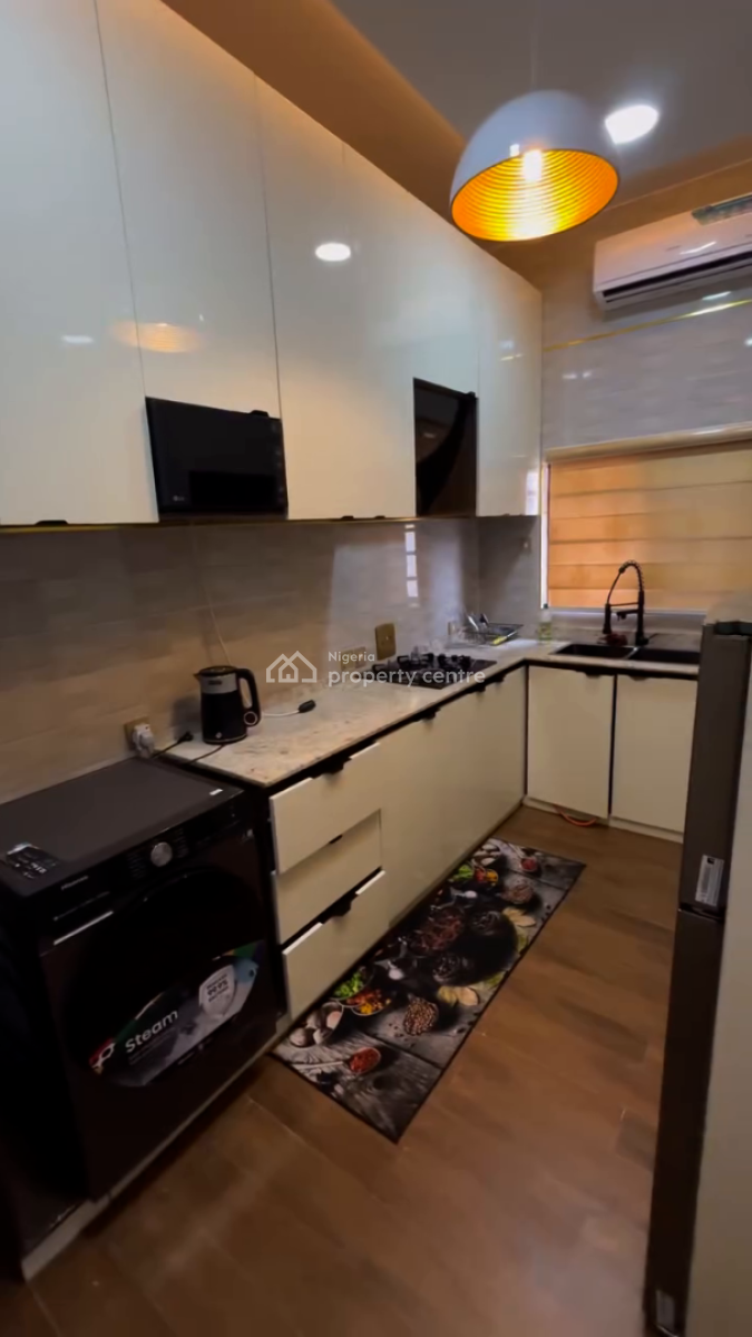 Nicely Furnished 3 Bedroom Apartment, Emene, Enugu, Enugu, Flat / Apartment Short Let