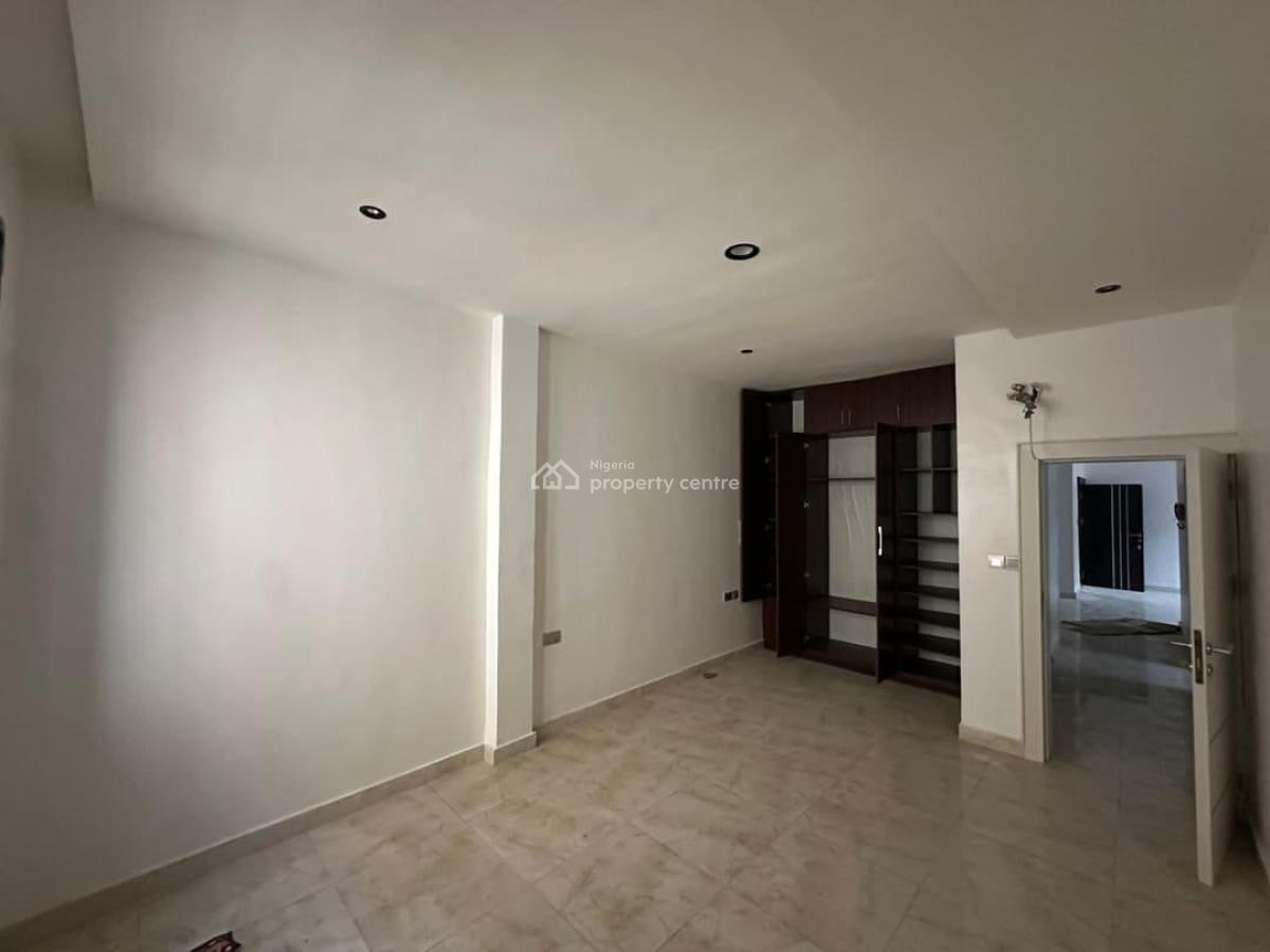 2 Bedroom Apartment in Lekki, Ilasan, Lekki, Lagos, Flat / Apartment for Sale