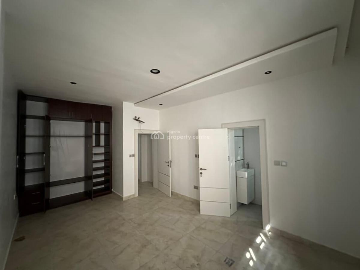 2 Bedroom Apartment in Lekki, Ilasan, Lekki, Lagos, Flat / Apartment for Sale