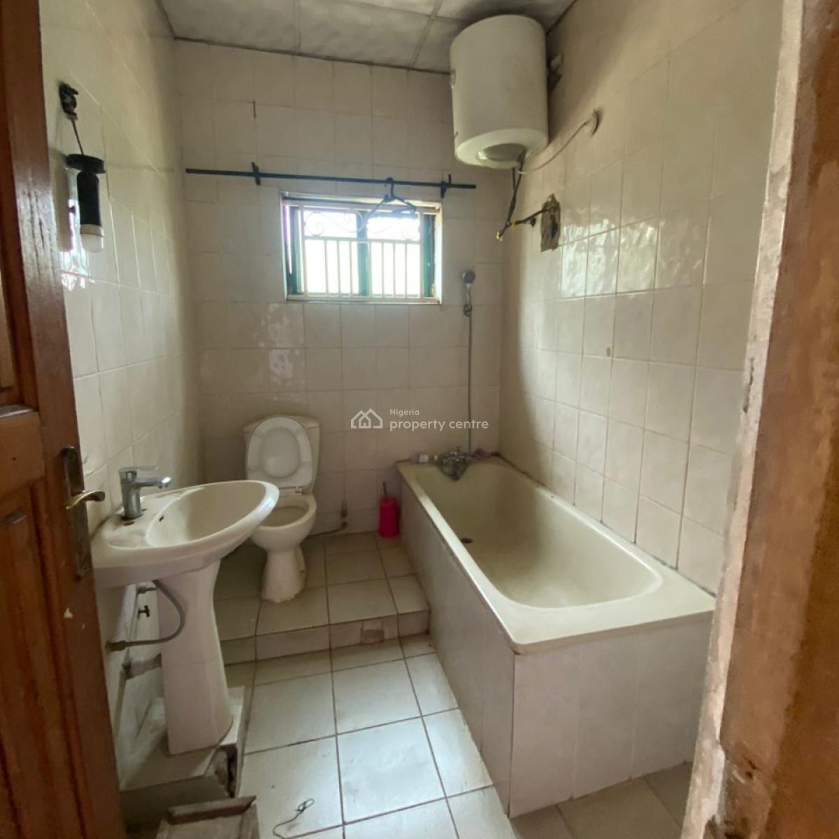 5-bedroom Detached Duplex with 2bedroom and Self Contain Bq, 6th Avenue, Gwarinpa, Abuja, Flat / Apartment for Rent