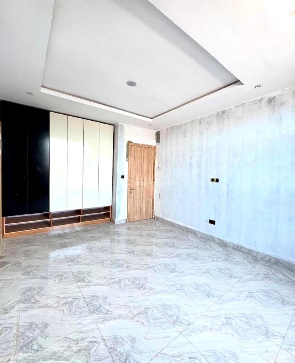 1 Bedroom Apartment with Elevator and Pool, Ikota, Lekki, Lagos, Flat / Apartment for Sale