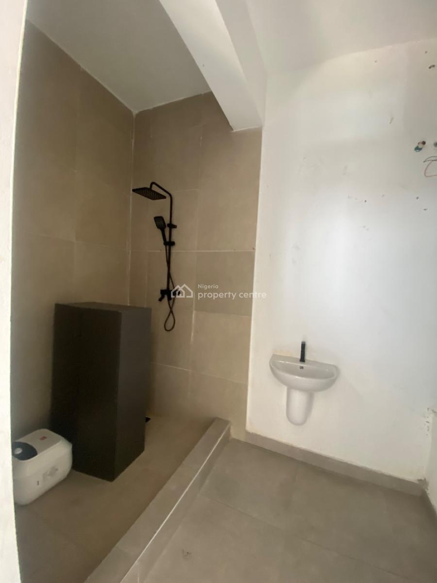 Luxuriously Very Spacious Functional Three Bedroom Apartments and a Bq, Salem Ikate, Ikate, Lekki, Lagos, Flat / Apartment for Sale