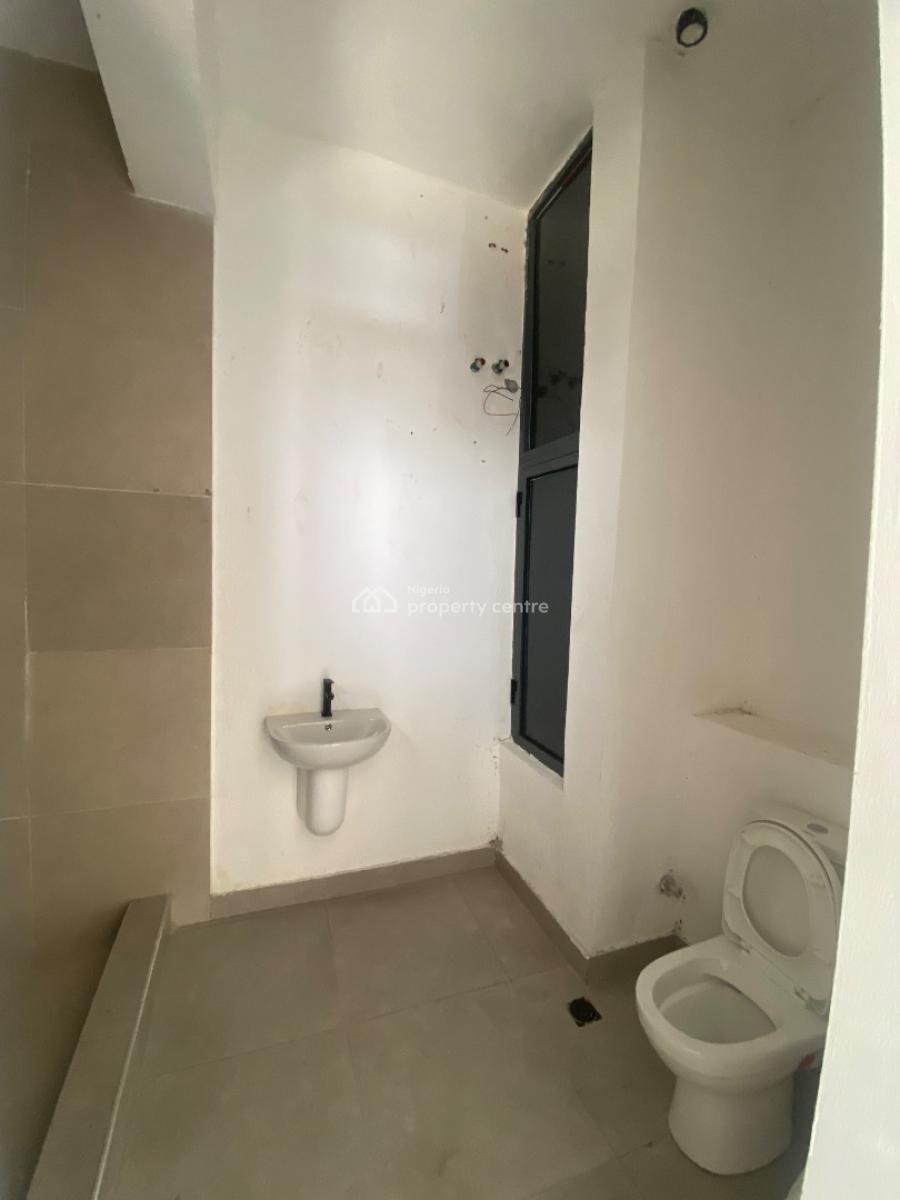 Luxuriously Very Spacious Functional Three Bedroom Apartments and a Bq, Salem Ikate, Ikate, Lekki, Lagos, Flat / Apartment for Sale