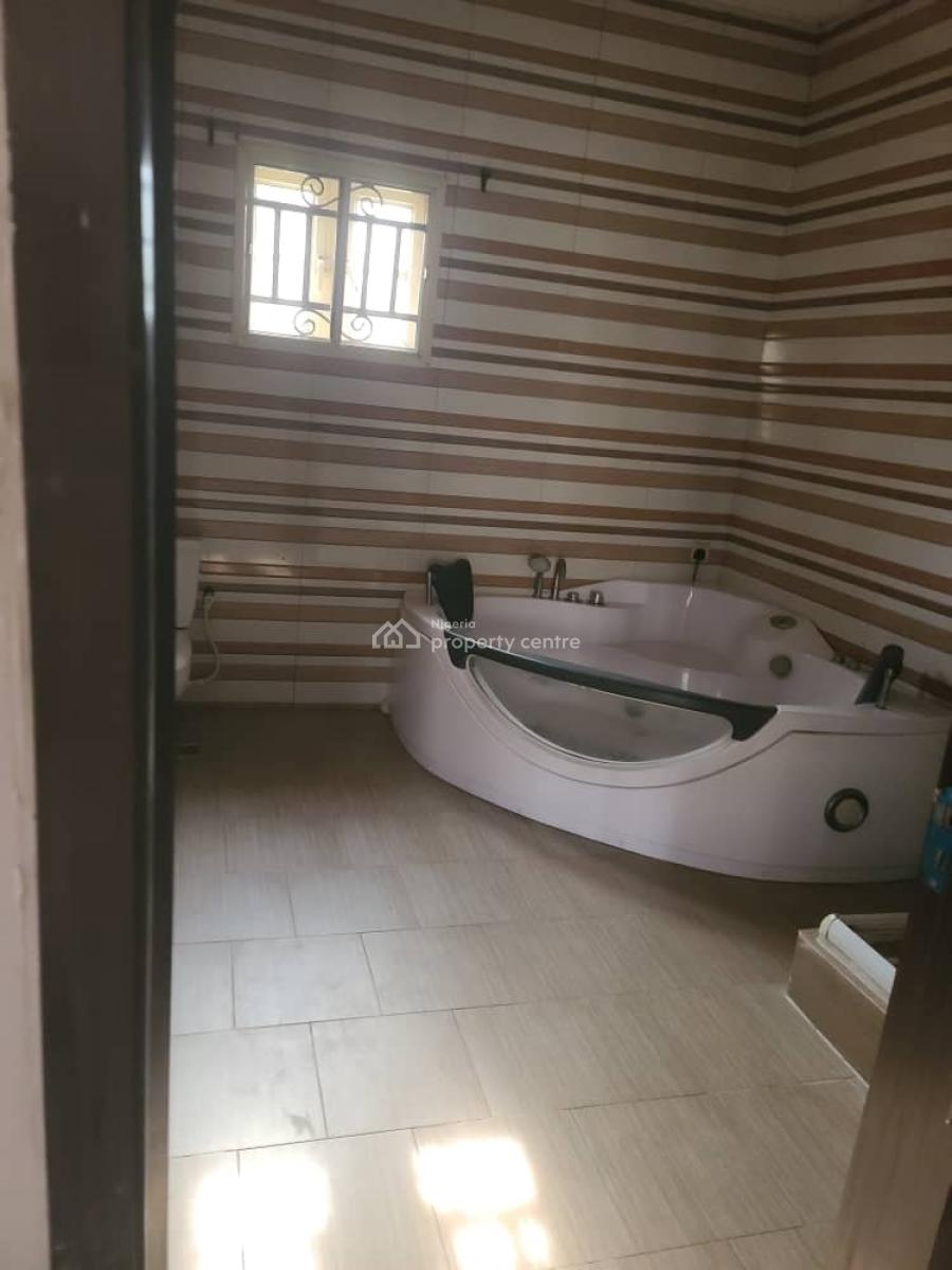 Executive 5 Bedroom Fully Detached Duplex with Bq, Gra Phase 2, Magodo, Lagos, Detached Duplex for Rent