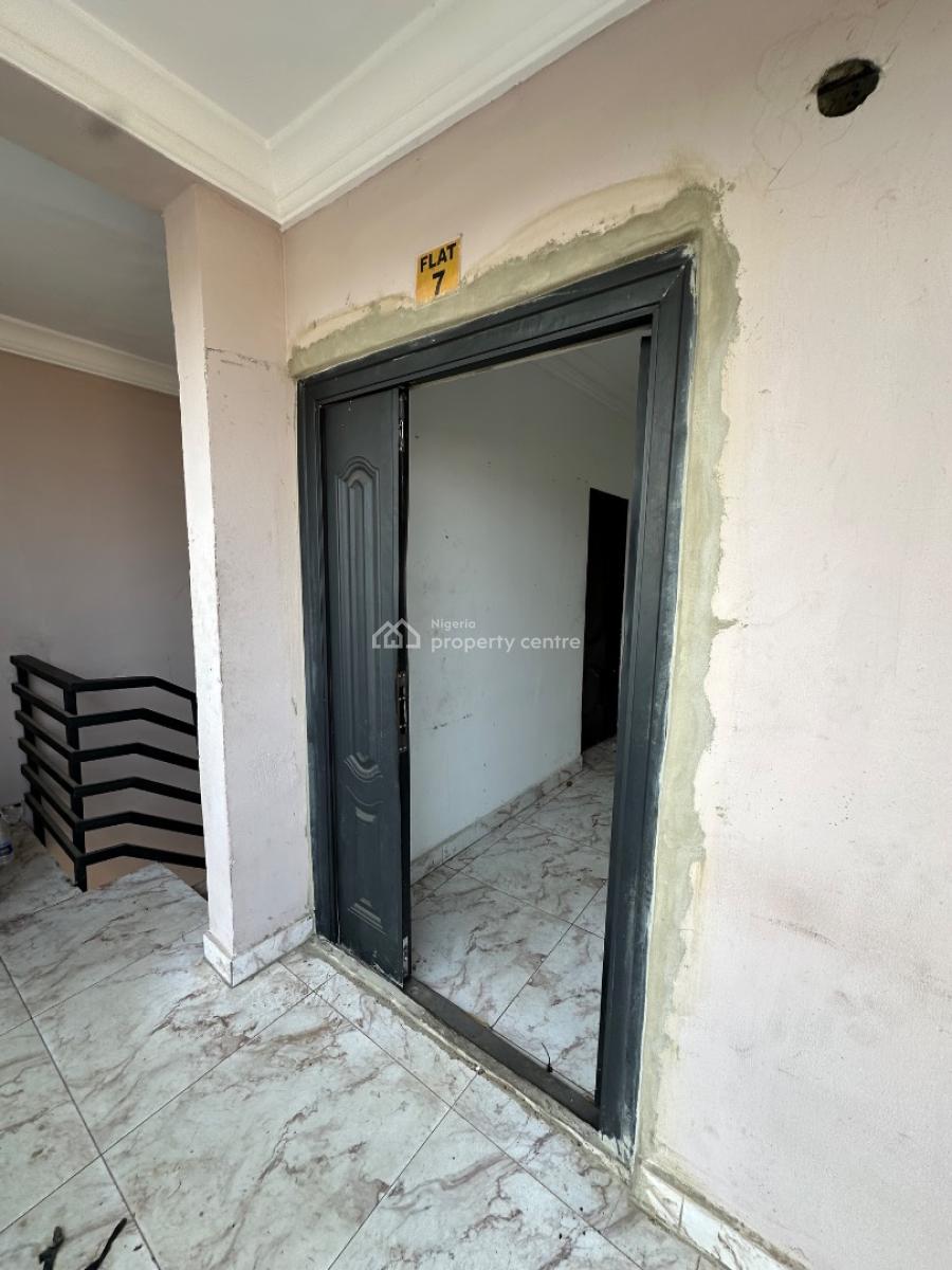 Very Sweet and Lovable Dope Mini Flat Upstairs, All Saint Estate, Ogombo, Ajah, Lagos, Mini Flat (room and Parlour) for Rent