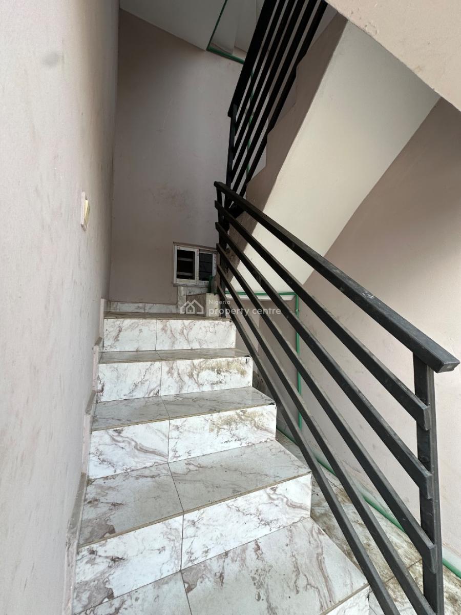 Very Sweet and Lovable Dope Mini Flat Upstairs, All Saint Estate, Ogombo, Ajah, Lagos, Mini Flat (room and Parlour) for Rent