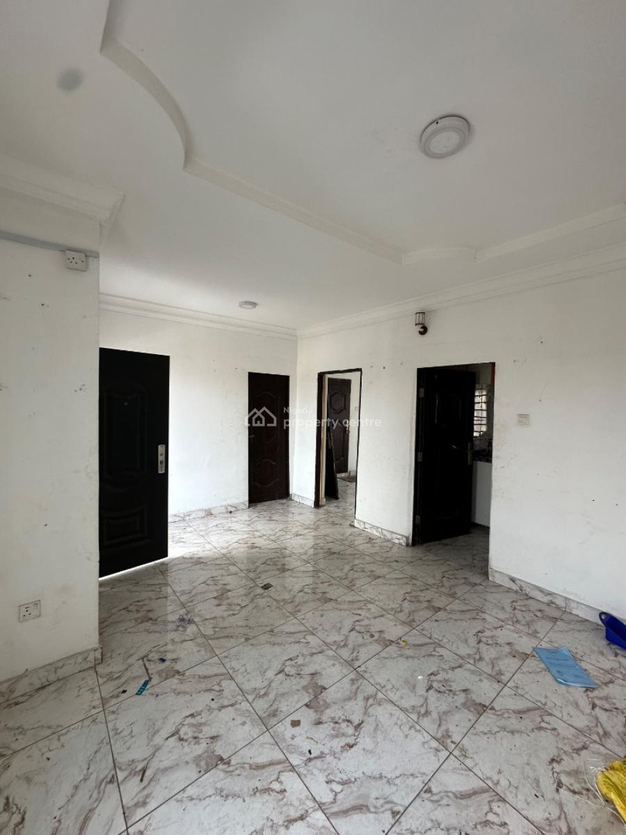 Very Sweet and Lovable Dope Mini Flat Upstairs, All Saint Estate, Ogombo, Ajah, Lagos, Mini Flat (room and Parlour) for Rent