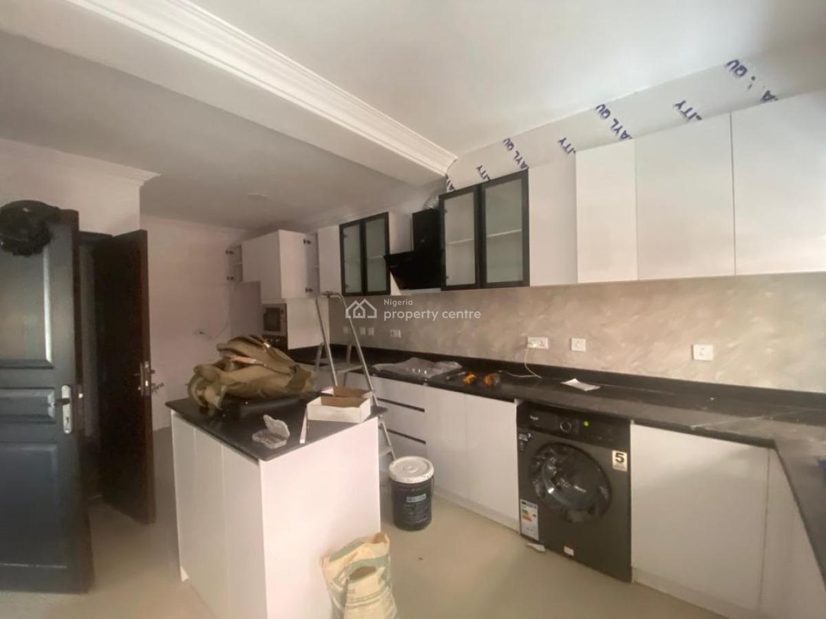 Spacious 5bedrooms  Semi-detached Duplex and 1rooms Bq, Lekki Phase 1, Lekki, Lagos, Semi-detached Duplex for Rent