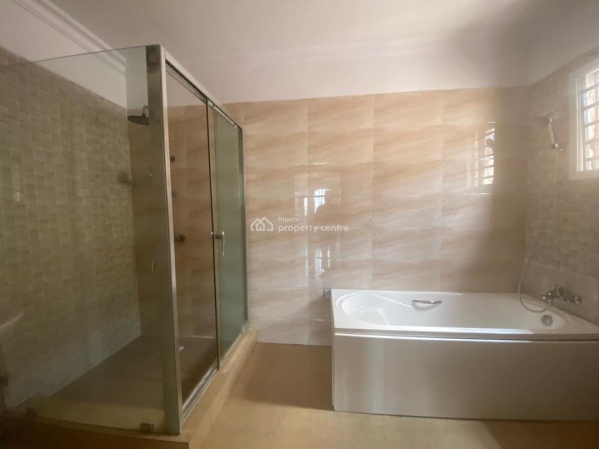 Spacious 5bedrooms  Semi-detached Duplex and 1rooms Bq, Lekki Phase 1, Lekki, Lagos, Semi-detached Duplex for Rent