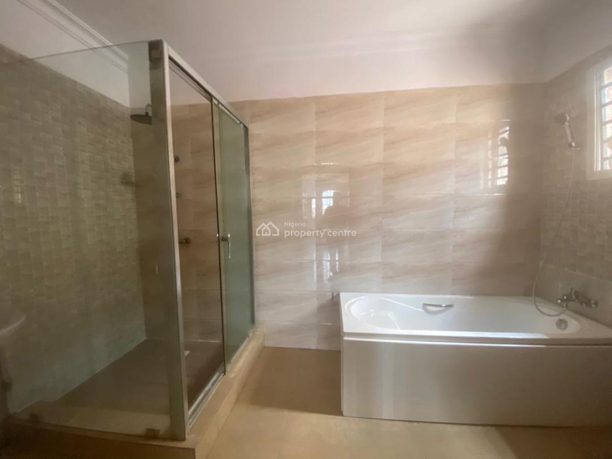 Spacious 5bedrooms  Semi-detached Duplex and 1rooms Bq, Lekki Phase 1, Lekki, Lagos, Semi-detached Duplex for Rent