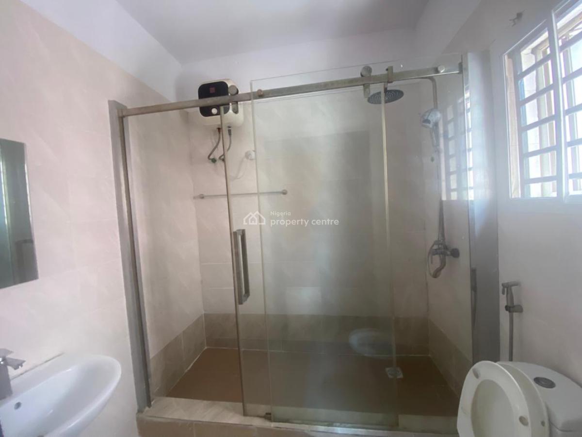 Spacious 5bedrooms  Semi-detached Duplex and 1rooms Bq, Lekki Phase 1, Lekki, Lagos, Semi-detached Duplex for Rent