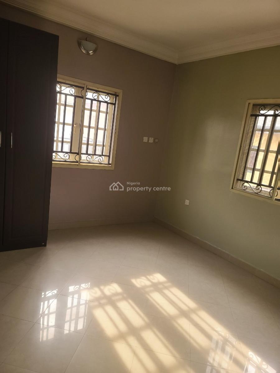 Relatively New and Modern 5 Bedrooms Fully Detached Duplex, Off Emmanuel Keshi Street, Gra Phase 2, Magodo, Lagos, Detached Duplex for Rent