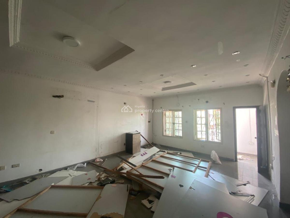 5bedrooms  Semi-detached Duplex and 1rooms Bq, Lekki Phase 1, Lekki, Lagos, Semi-detached Duplex for Rent