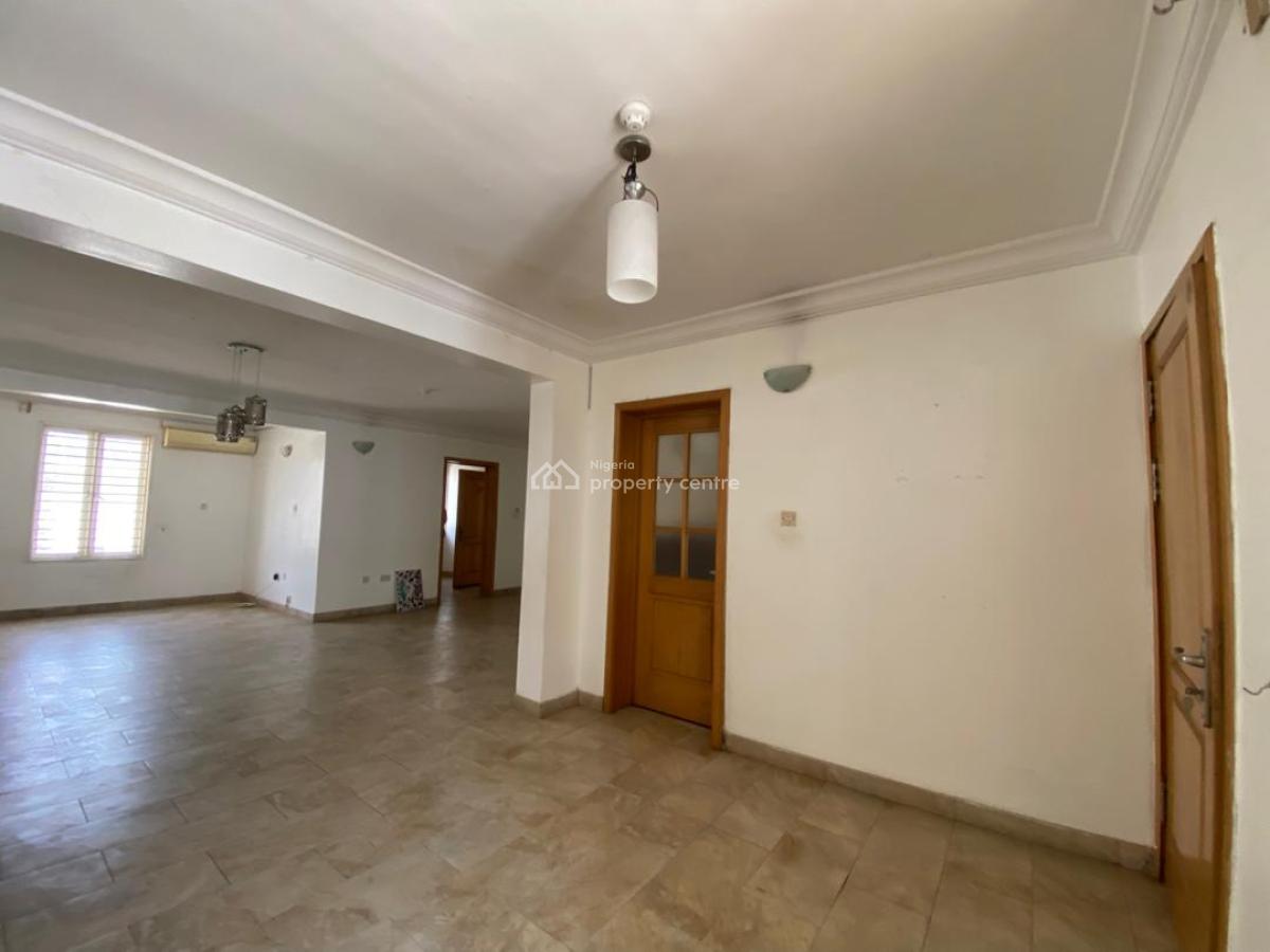 Specials 3bedroom Apartment with a Bq, Lekki Phase 1, Lekki, Lagos, Flat / Apartment for Rent