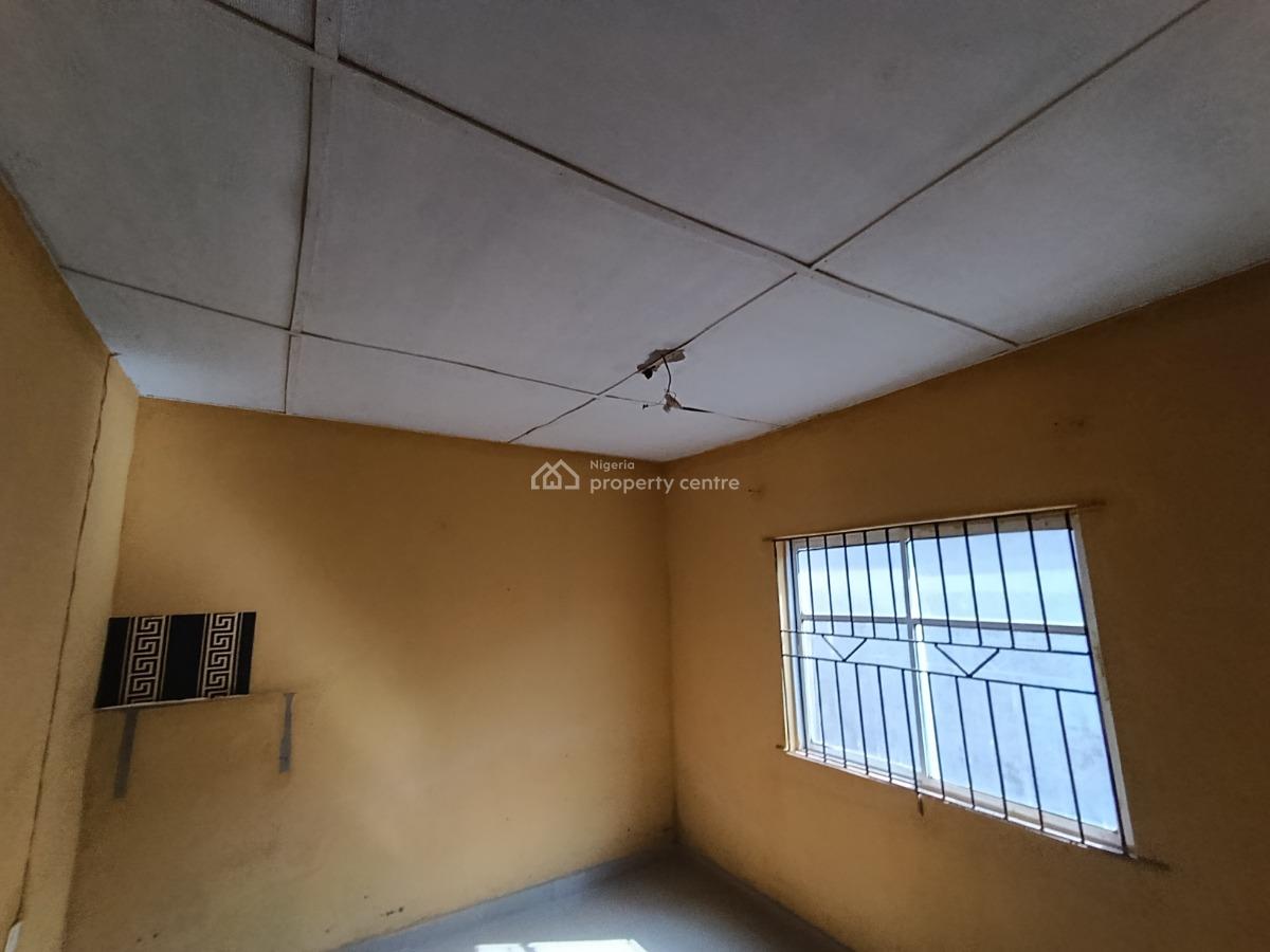 Renovated Room and Parlor Self Contain, Itele Ogun State Close to Ayobo Lagos, Ado-odo/ota, Ogun, Mini Flat (room and Parlour) for Rent