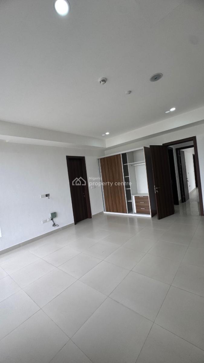 Brand New 3 Bedroom with Bq, Lekki Phase 1, Lekki, Lagos, Flat / Apartment for Rent