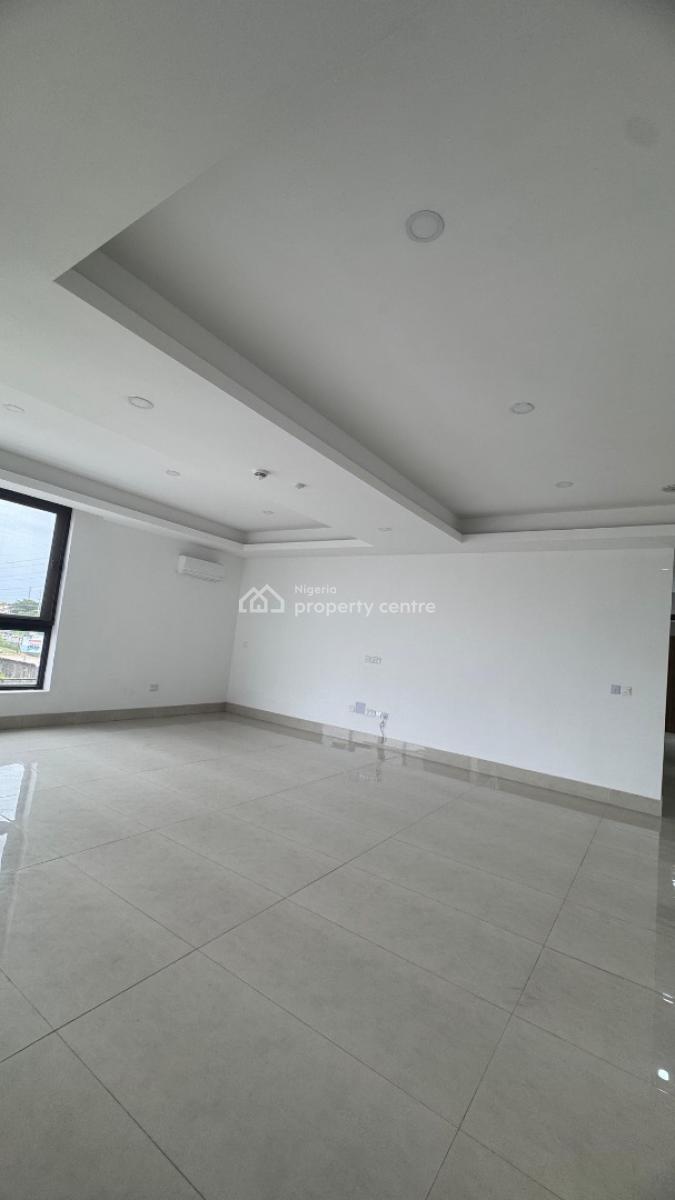 Brand New 3 Bedroom with Bq, Lekki Phase 1, Lekki, Lagos, Flat / Apartment for Rent