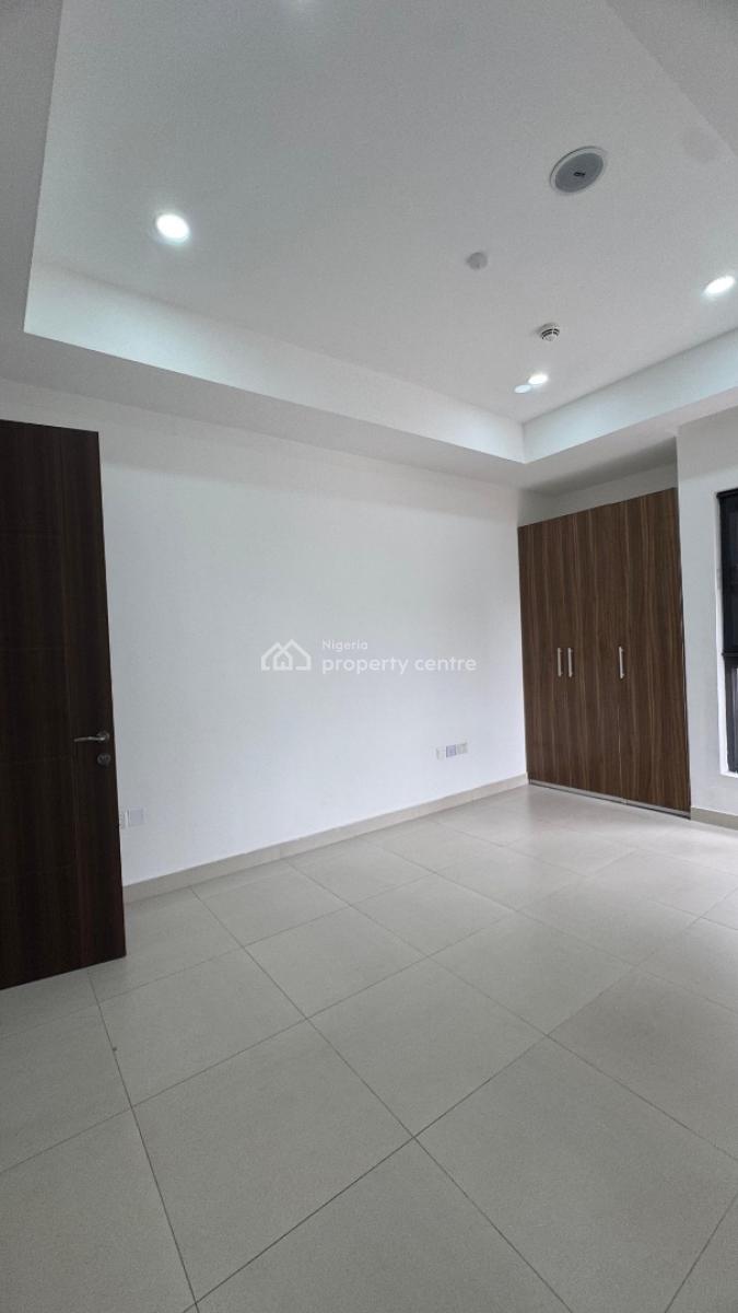 Brand New 3 Bedroom with Bq, Lekki Phase 1, Lekki, Lagos, Flat / Apartment for Rent