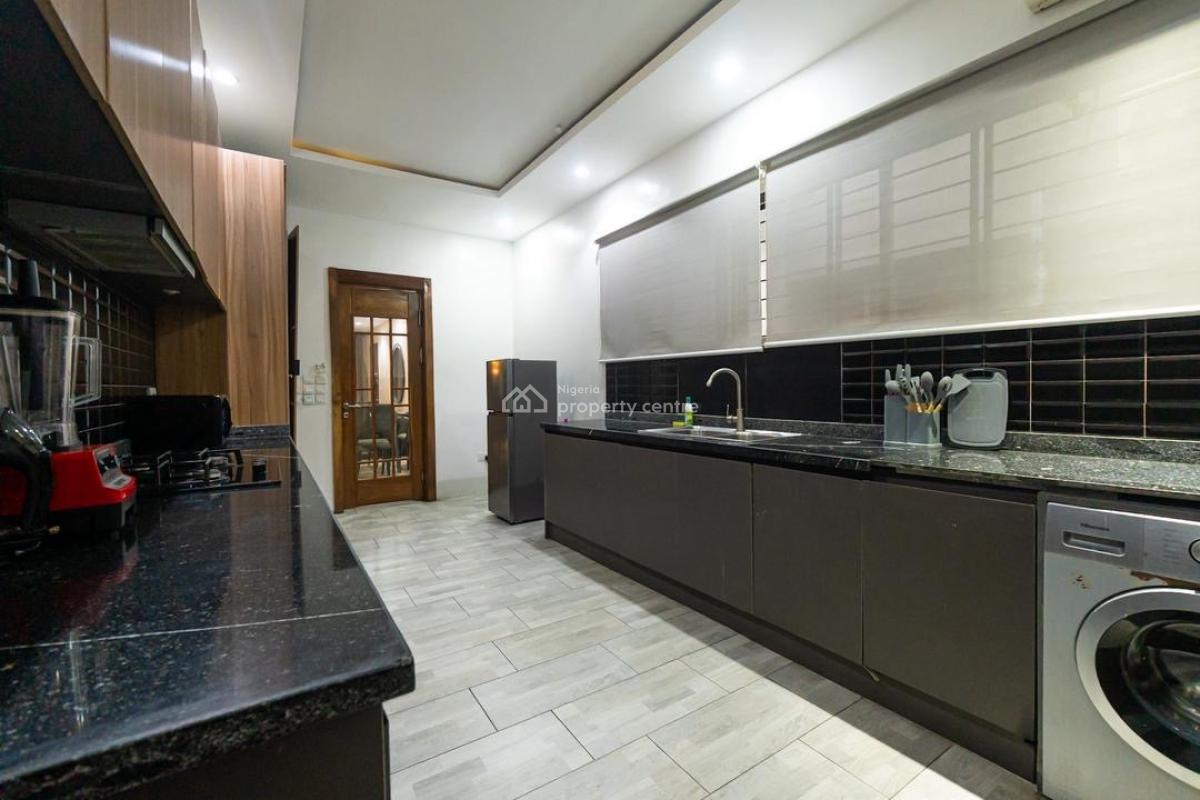 Luxury Fully Furnished 3 Bedroom with Luxury Features Avail From Today, 3 Bedroom Apartment in Lekki, Off Maruwa, Lekki Phase 1, Lekki Phase 1, Lekki, Lagos, Flat / Apartment Short Let