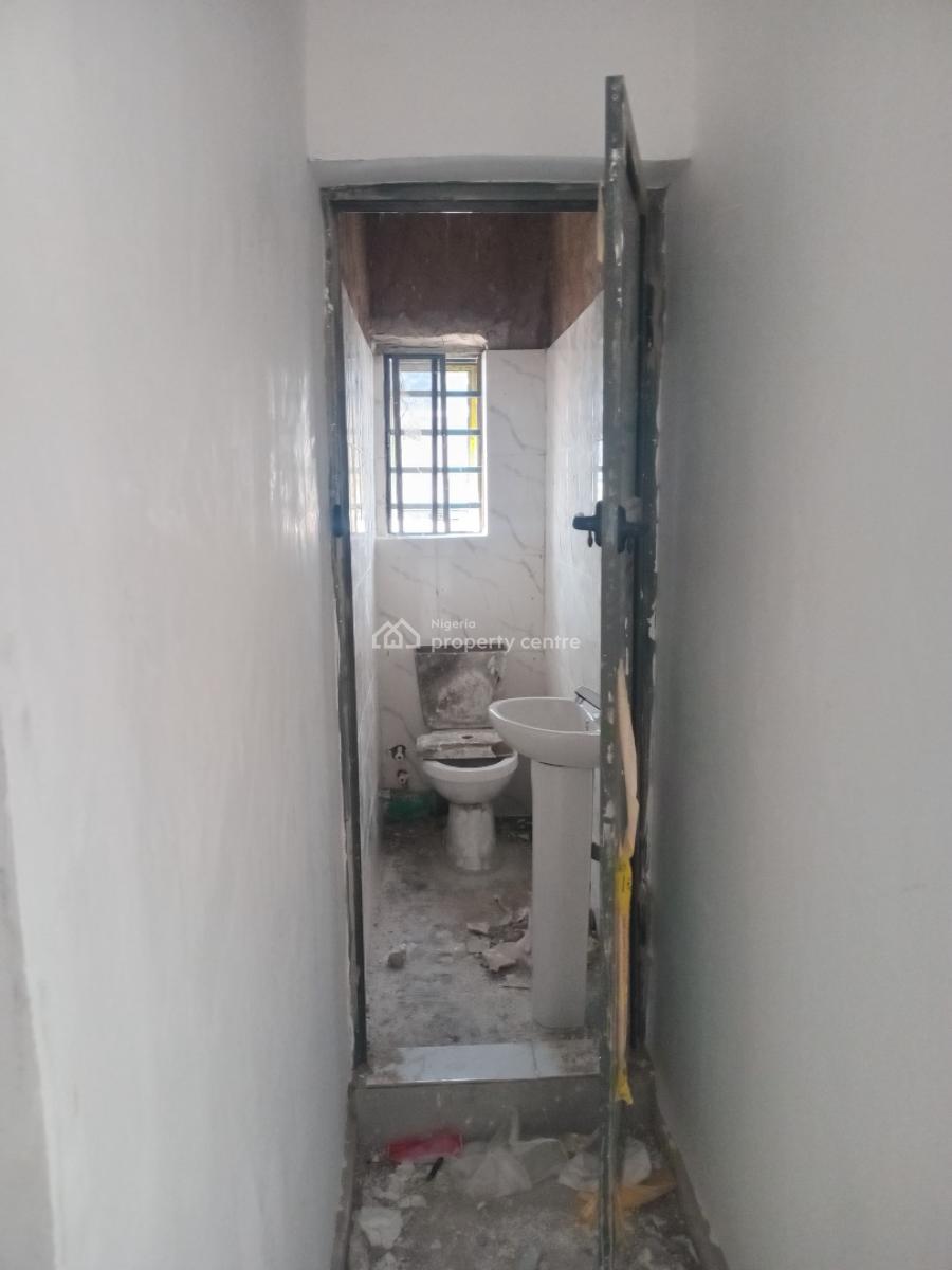 2-bedroom Flat // Video Available on Request, Adekunle, Yaba, Lagos, Flat / Apartment for Rent