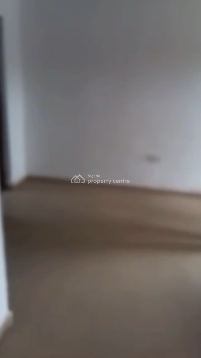 2brm Flat Alhaja Agbeke, Alhaji Agbeke Mainland Lagos, Ago Palace, Isolo, Lagos, Flat / Apartment for Rent