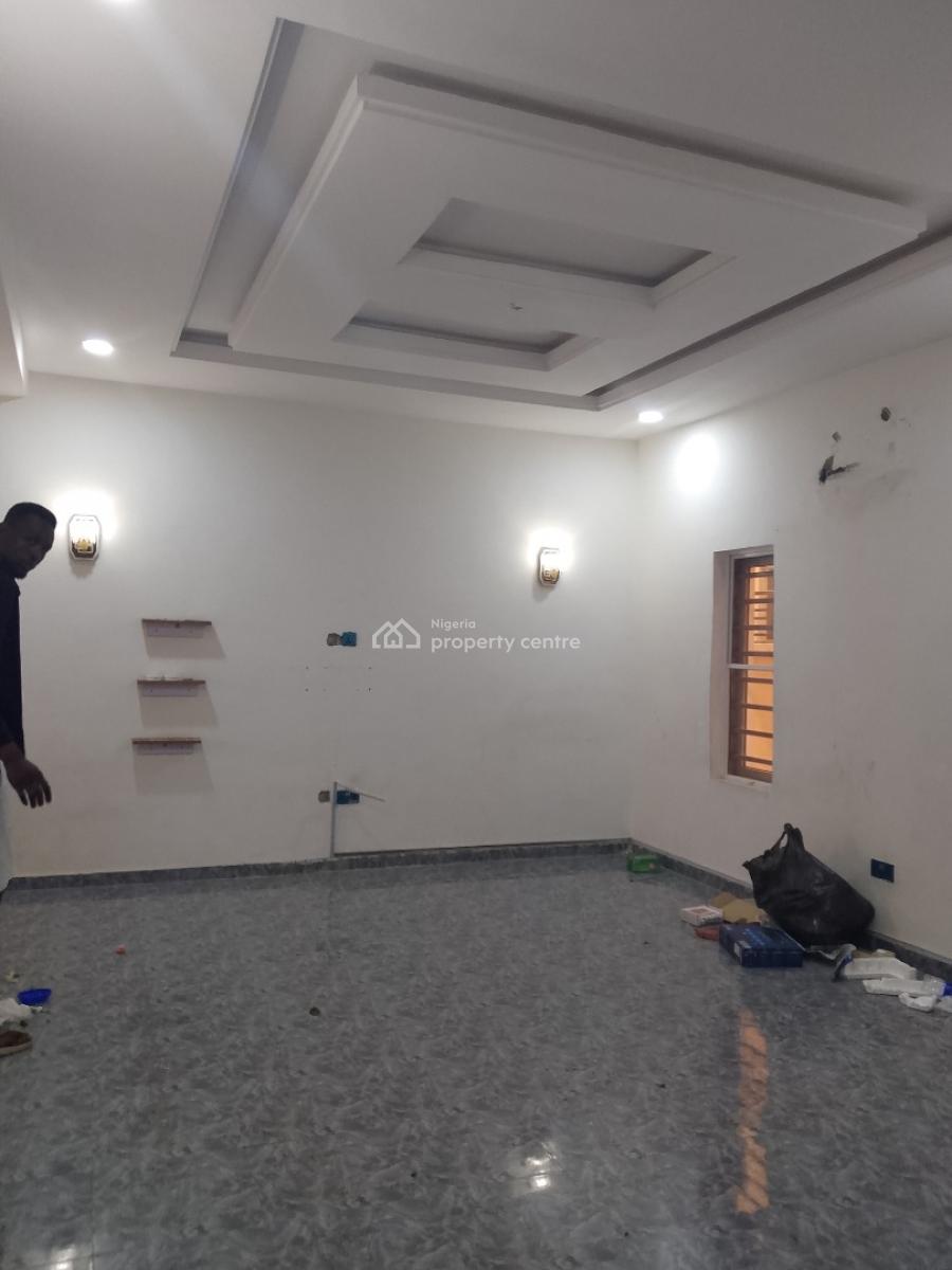 Very Spacious and Neat 2bedroom Flat Apartment, Ilaje Mobile Road, Ajah, Lagos, Flat / Apartment for Rent