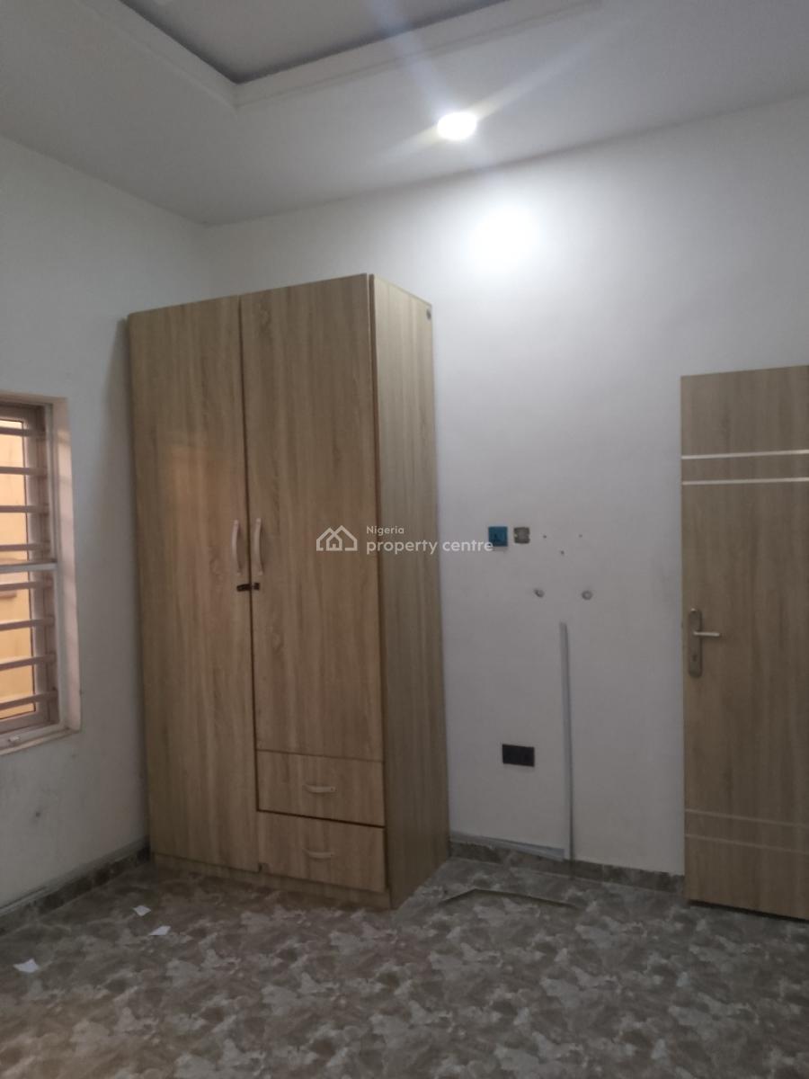 Very Spacious and Neat 2bedroom Flat Apartment, Ilaje Mobile Road, Ajah, Lagos, Flat / Apartment for Rent
