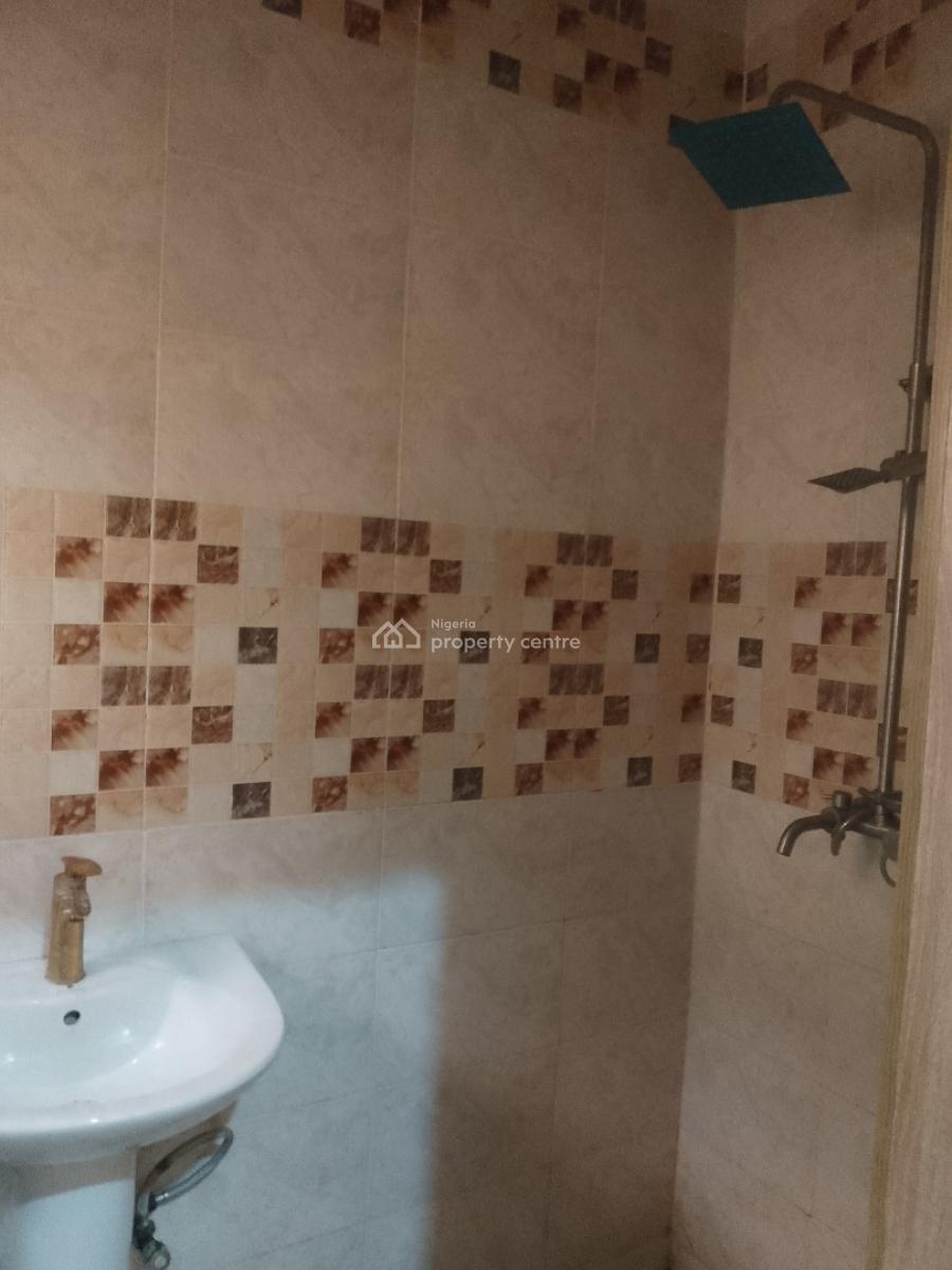 Very Spacious and Neat 2bedroom Flat Apartment, Ilaje Mobile Road, Ajah, Lagos, Flat / Apartment for Rent