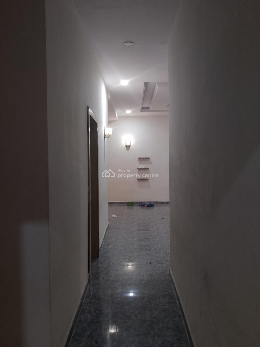 Very Spacious and Neat 2bedroom Flat Apartment, Ilaje Mobile Road, Ajah, Lagos, Flat / Apartment for Rent