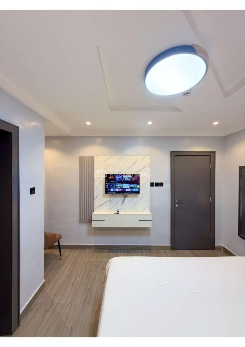 Luxury 1 Bedroom with Modern Features Avail From Today (swimming Pool), 1 Bedroom Apartment in Ikeja, Opebi Ikeja., Opebi, Ikeja, Lagos, Flat / Apartment Short Let