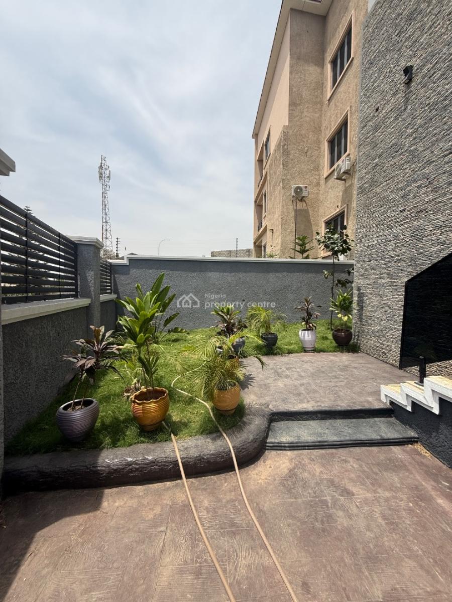 6 Bedroom Semi Detached Duplex, Citiscape Estate, Guzape District, Abuja, Semi-detached Duplex for Sale