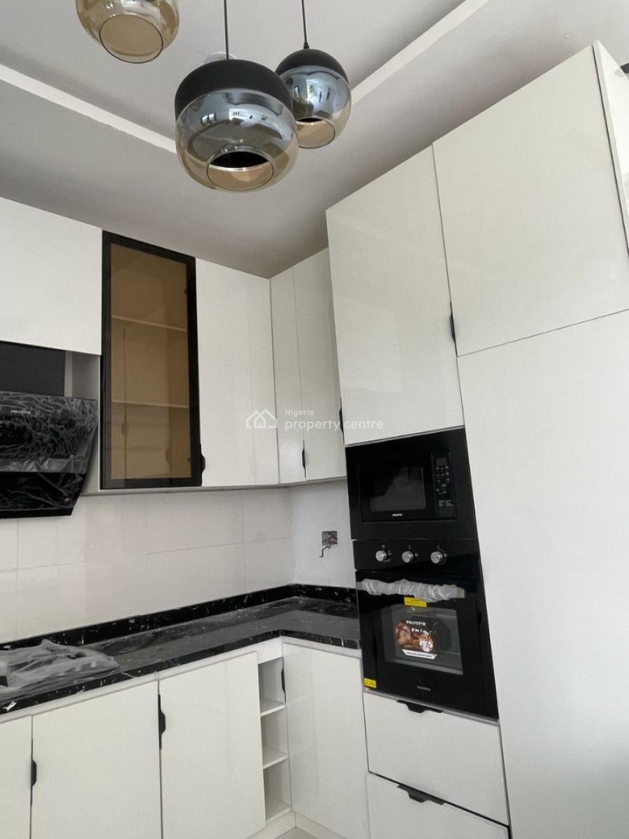 Spacious 2 Bedroom Flat with Excellent, Ikate Freedom Way, Lekki, Lagos, Flat / Apartment for Sale